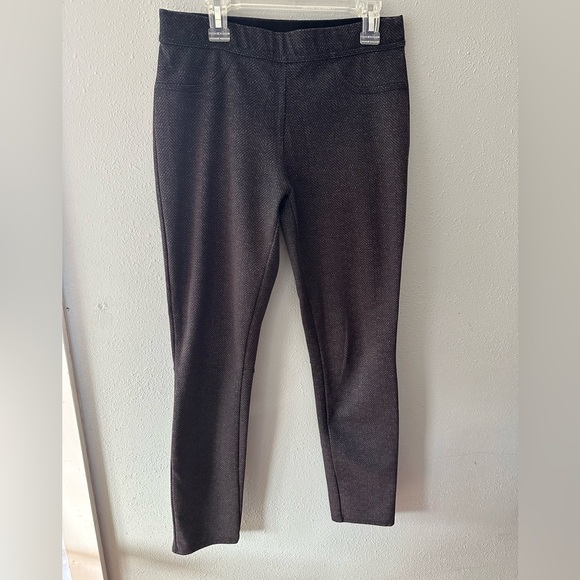 Womens dress pants size 4. 5 dress pants total - Picture 3 of 15